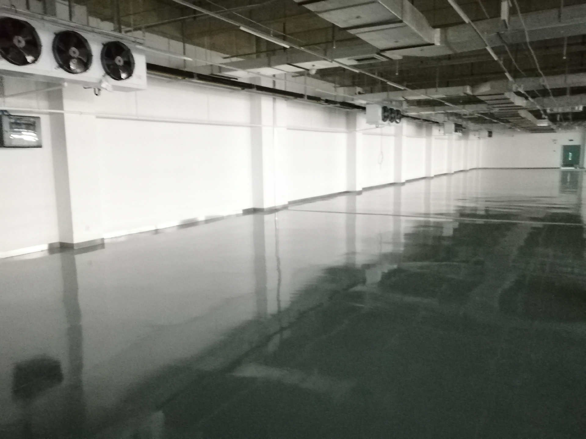 建造4600m3醫(yī)藥冷凍庫(kù)安裝費(fèi)用造價(jià)是多少？