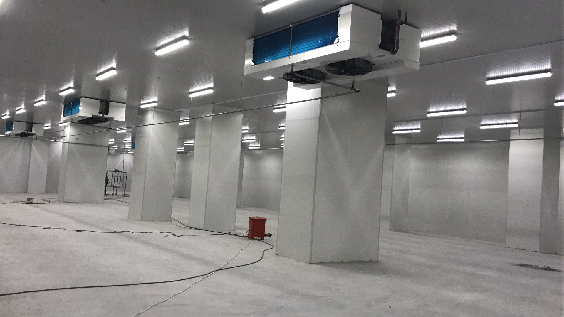 建設(shè)30000m3農(nóng)產(chǎn)品基地冷藏庫(kù)需要的費(fèi)用是多少？