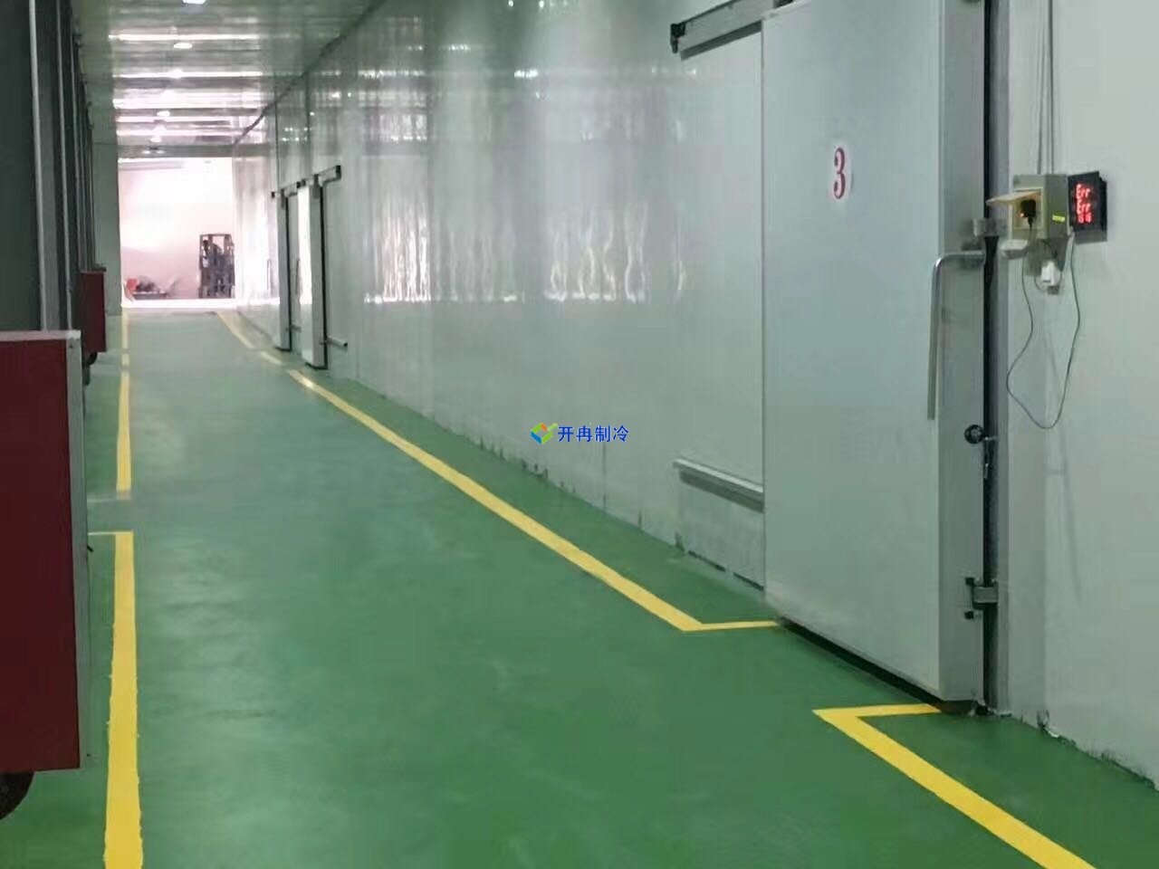 冷藏庫(kù)設(shè)備多少錢(qián)一套，冷庫(kù)建造一平米多少錢(qián)